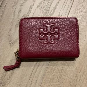 Tory Burch zipper wallet